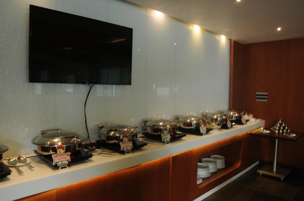 Hotel Nk Grand Park Airport Hotel Τσενάι Εξωτερικό φωτογραφία